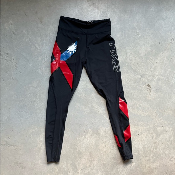 Limited Edition 2XU compression pants - XS - Picture 3 of 3